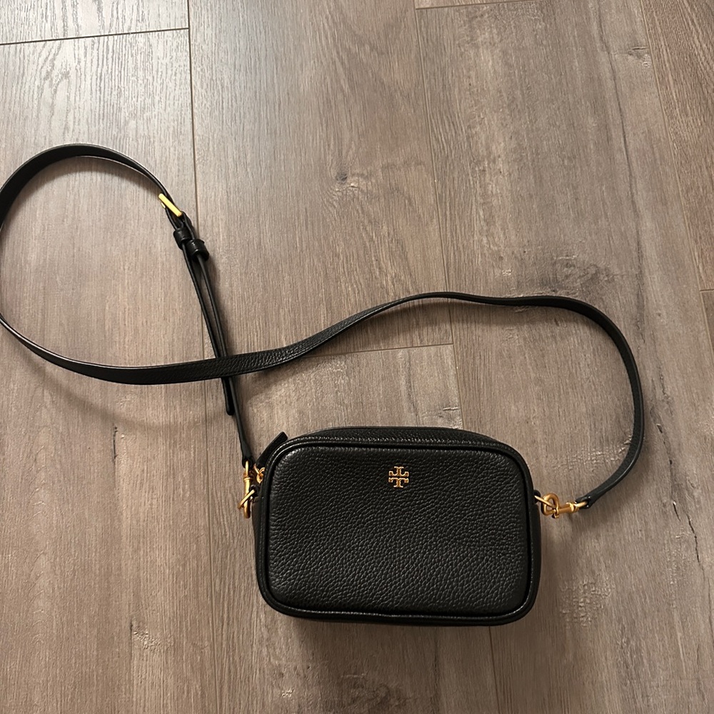Tory Burch Black Pebbled Leather Camera Crossbody with Gold Hardware